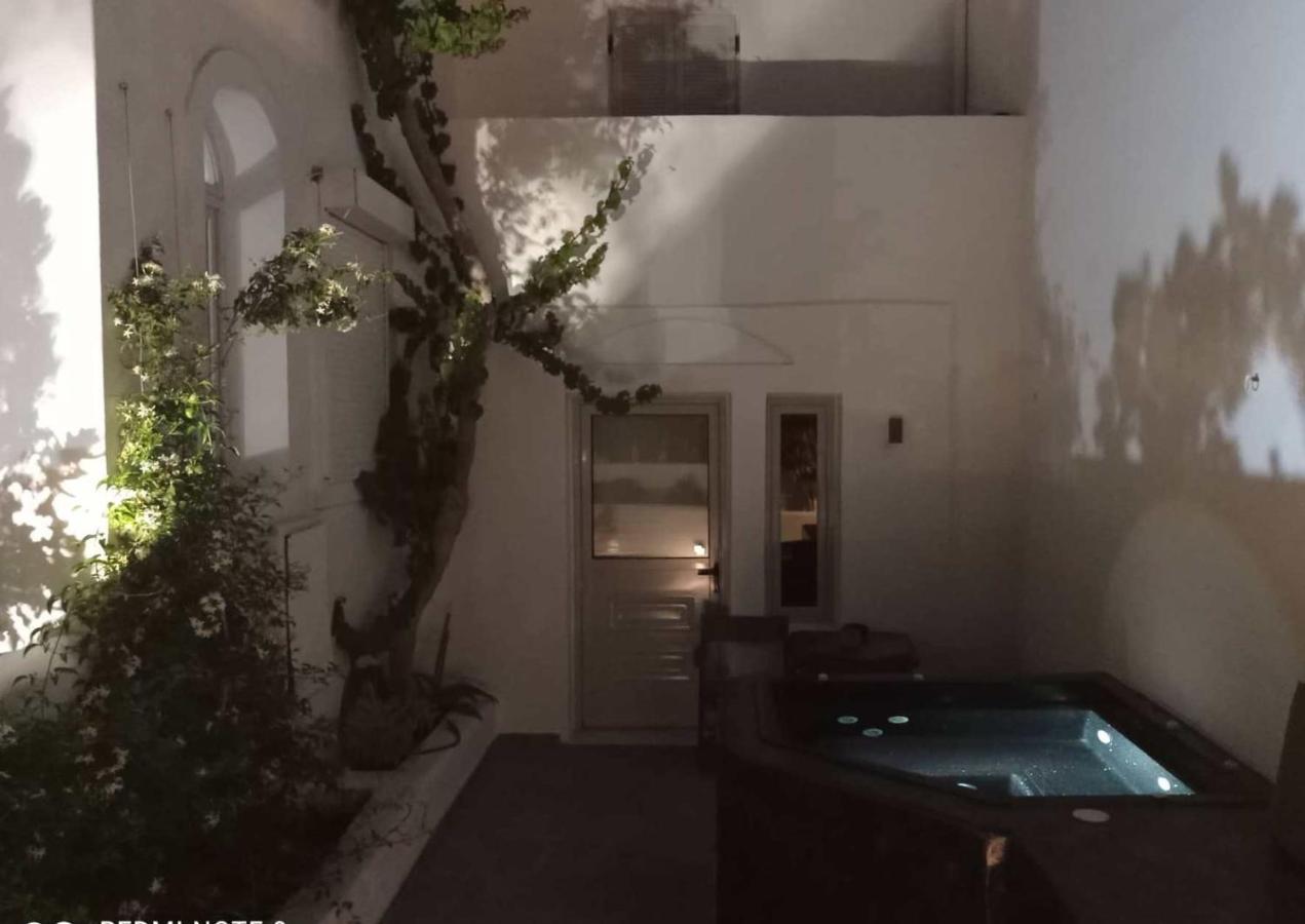 Sensia Luxury Studio With Hot Tub Oia  Exterior foto